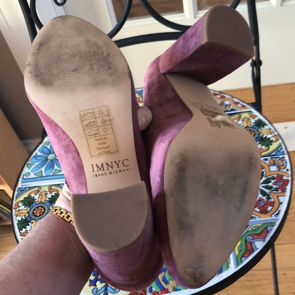 IMNYC Isaac Mizrahi mauve chunky almond toe pump - Picture 5 of 6